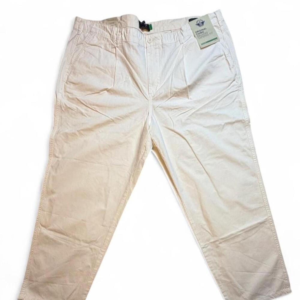 Dockers Original Whiteish/Cream chino relaxed tapered fit pants size W44 L32 bra